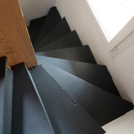 Maison De De 100 M2 *